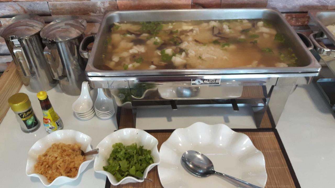 Tawan Anda Garden Hotel Сураттхани Экстерьер фото